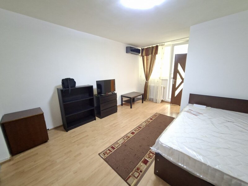 Obor, Colentina, Teiul Doamnei vav Sectia 7 Politie